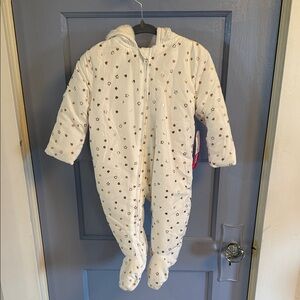 Penelope Mack White Star and Heart Footie